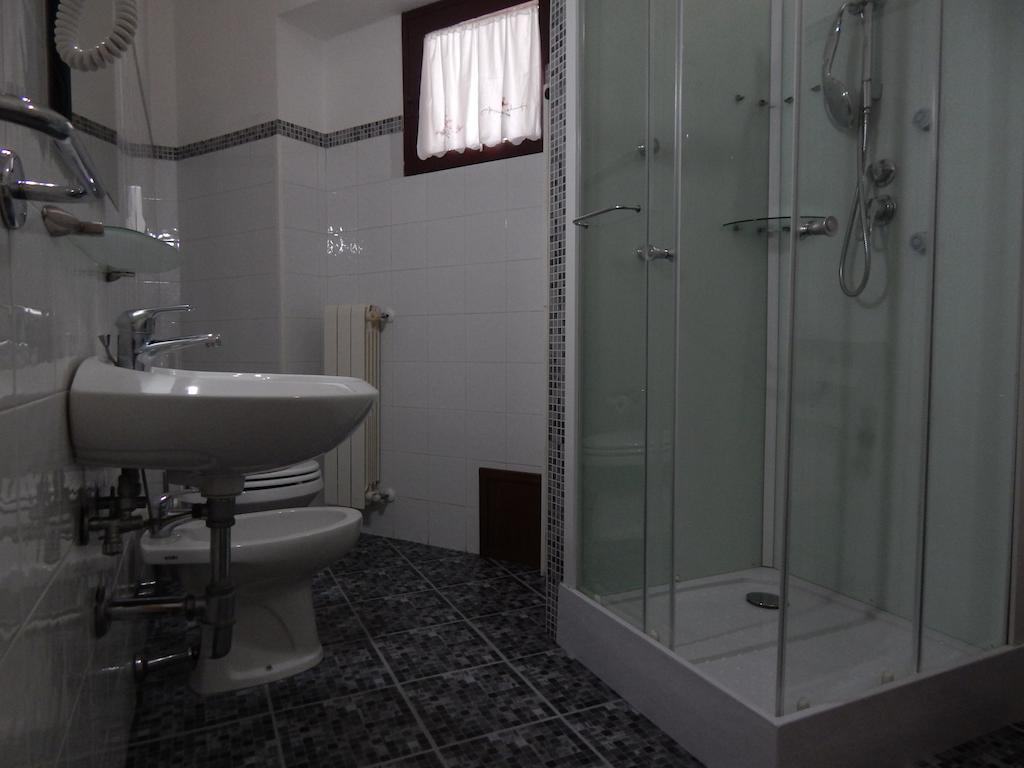 Hotel Il Platano Ottana Bilik gambar